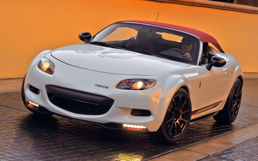  Mazda MX-5 Spyder Concept 2011 года  (фото 18 из 21)
